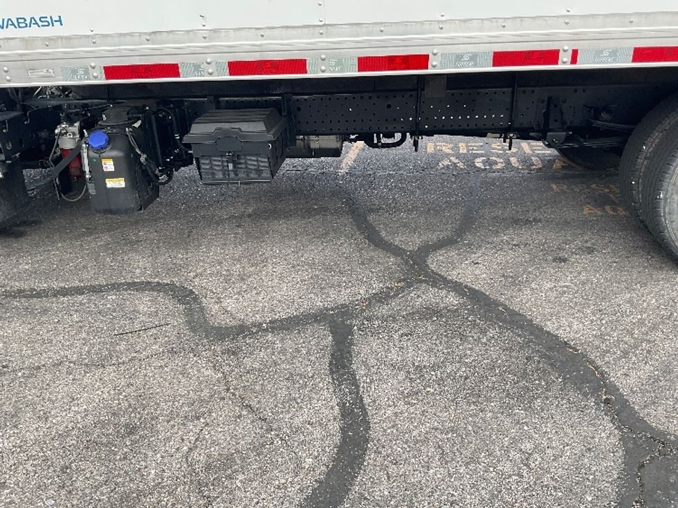 Light Duty Box Truck-Light and Medium Duty Trucks-Isuzu-2023-NPR-Las Vegas-NV-20,185\n\t\tmiles-$ 61,750 - Image 5