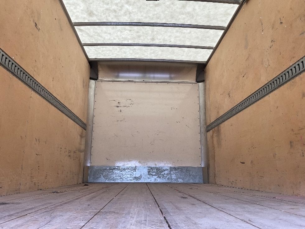 Light Duty Box Truck-Light and Medium Duty Trucks-Isuzu-2023-NPR-Las Vegas-NV-20,185\n\t\tmiles-$ 61,750 - Image 8