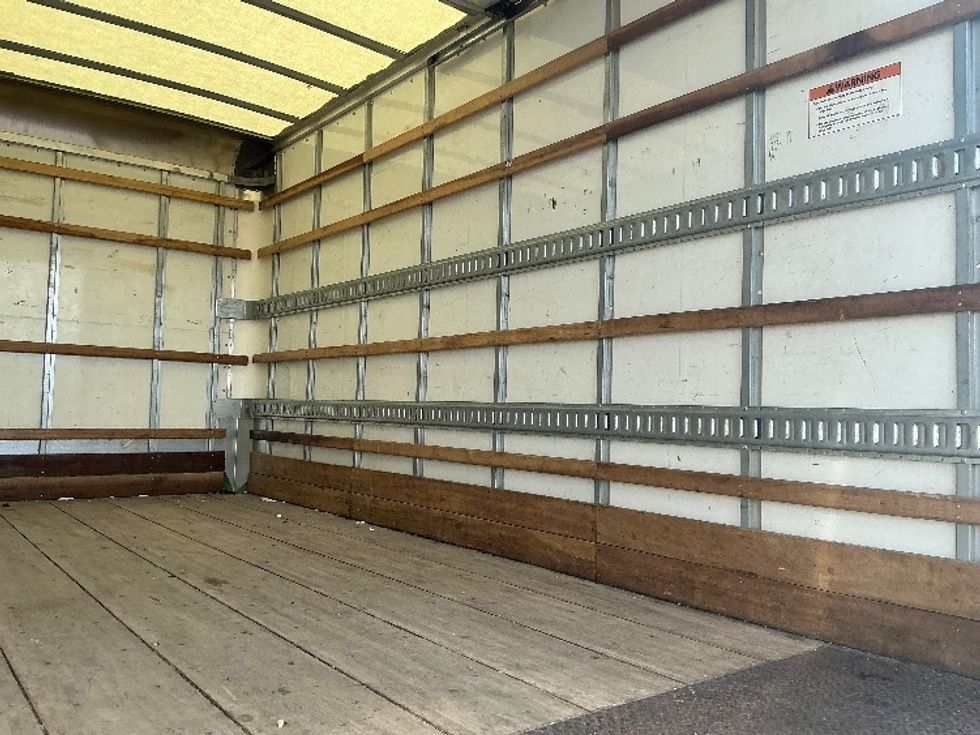 Light Duty Box Truck-Light and Medium Duty Trucks-Isuzu-2023-NPR-Las Vegas-NV-94,927\n\t\tmiles-$ 53,500 - Image 12