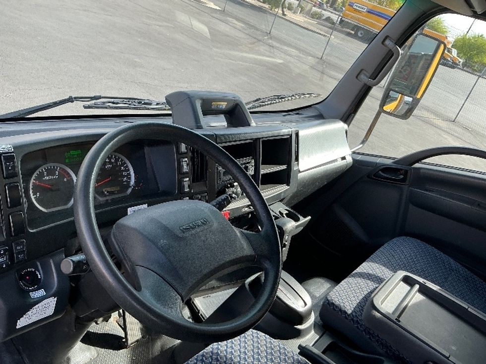 Light Duty Box Truck-Light and Medium Duty Trucks-Isuzu-2023-NPR-Las Vegas-NV-94,927\n\t\tmiles-$ 53,500 - Image 17