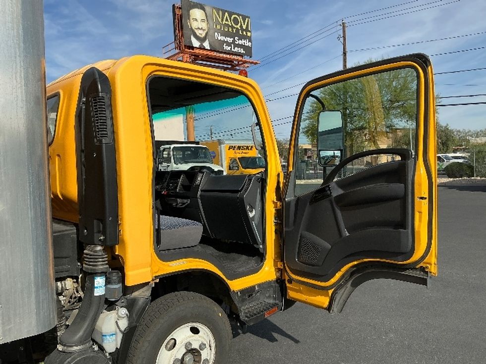 Light Duty Box Truck-Light and Medium Duty Trucks-Isuzu-2023-NPR-Las Vegas-NV-94,927\n\t\tmiles-$ 53,500 - Image 20