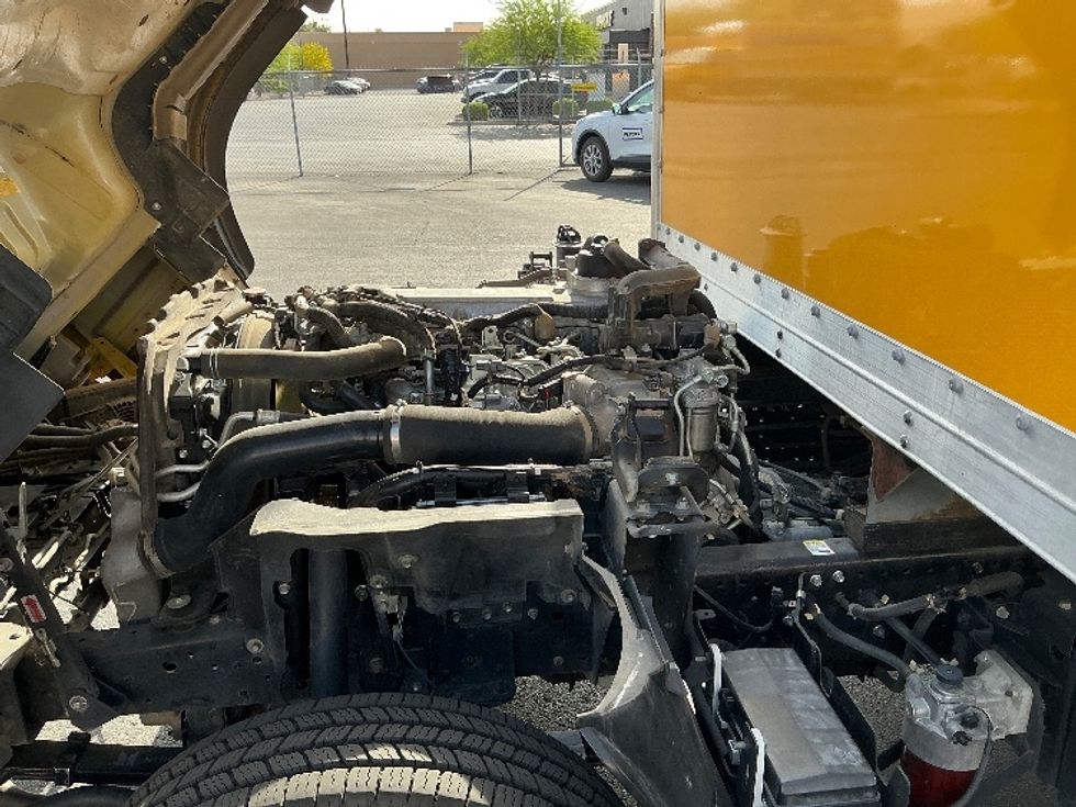 Light Duty Box Truck-Light and Medium Duty Trucks-Isuzu-2023-NPR-Las Vegas-NV-94,927\n\t\tmiles-$ 53,500 - Image 24