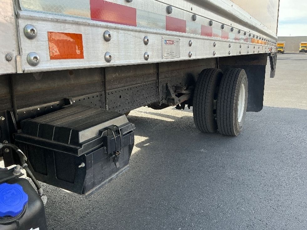Light Duty Box Truck-Light and Medium Duty Trucks-Isuzu-2023-NPR-Las Vegas-NV-94,927\n\t\tmiles-$ 53,500 - Image 5