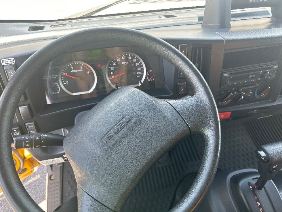 Light Duty Box Truck-Light and Medium Duty Trucks-Isuzu-2023-NPR-Ocala-FL-91,860\n\t\tmiles-$ 50,500 - Image 18