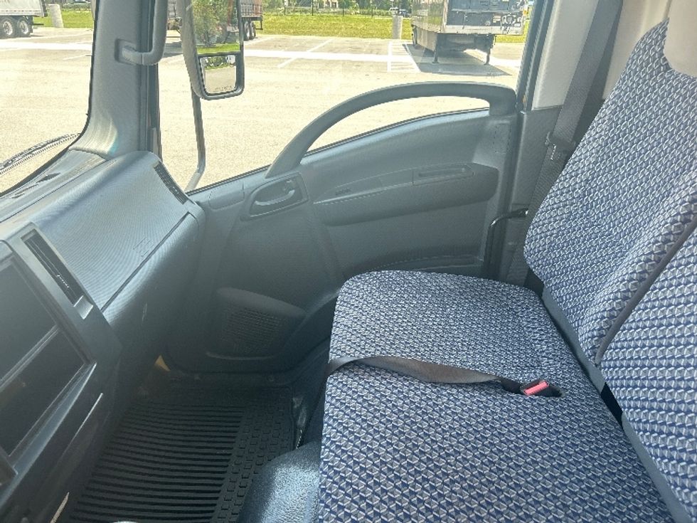 Light Duty Box Truck-Light and Medium Duty Trucks-Isuzu-2023-NPR-Ocala-FL-91,860\n\t\tmiles-$ 50,500 - Image 19