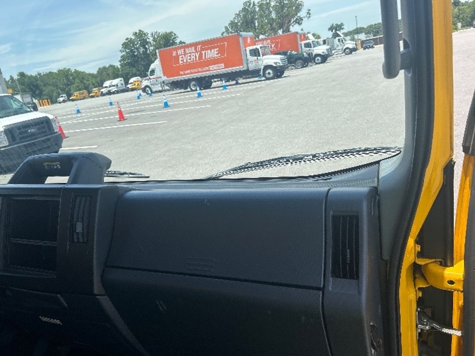 Light Duty Box Truck-Light and Medium Duty Trucks-Isuzu-2023-NPR-Ocala-FL-91,860\n\t\tmiles-$ 50,500 - Image 21