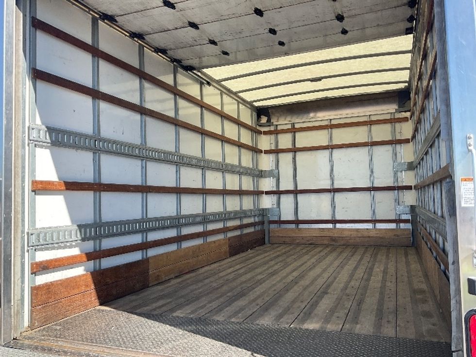 Light Duty Box Truck-Light and Medium Duty Trucks-Isuzu-2023-NPR-Stockton-CA-123,245\n\t\tmiles-$ 46,750 - Image 11