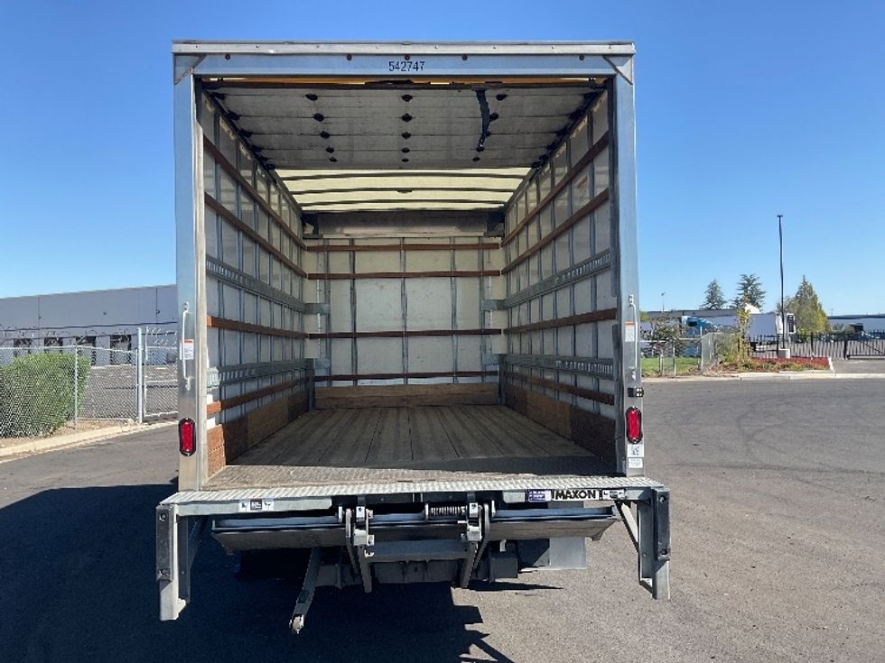 Light Duty Box Truck-Light and Medium Duty Trucks-Isuzu-2023-NPR-Stockton-CA-123,245\n\t\tmiles-$ 46,750 - Image 8