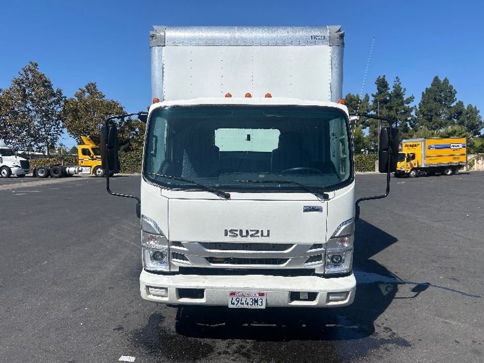 Light Duty Box Truck-Light and Medium Duty Trucks-Isuzu-2023-NPR-West Sacramento-CA-177,123\n\t\tmiles-$ 36,000 - Image 2