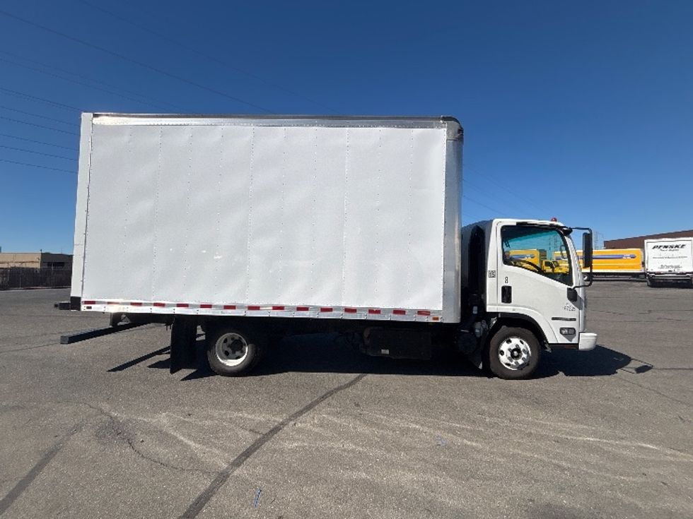 Light Duty Box Truck-Light and Medium Duty Trucks-Isuzu-2023-NPR-West Sacramento-CA-193,908\n\t\tmiles-$ 32,750 - Image 15