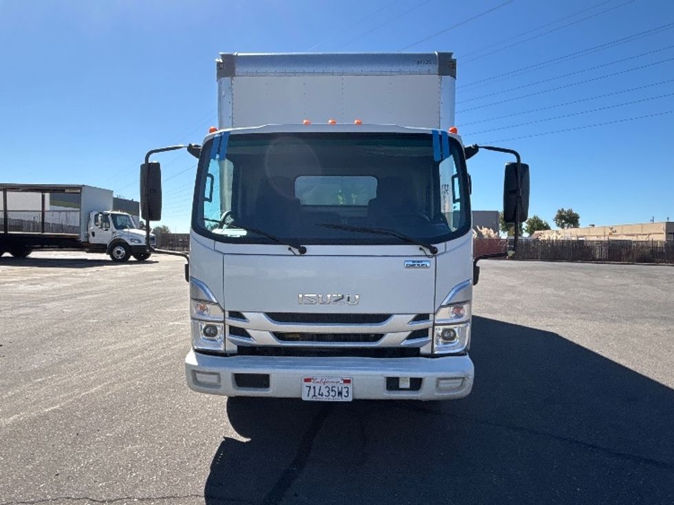 Light Duty Box Truck-Light and Medium Duty Trucks-Isuzu-2023-NPR-West Sacramento-CA-193,908\n\t\tmiles-$ 32,750 - Image 2