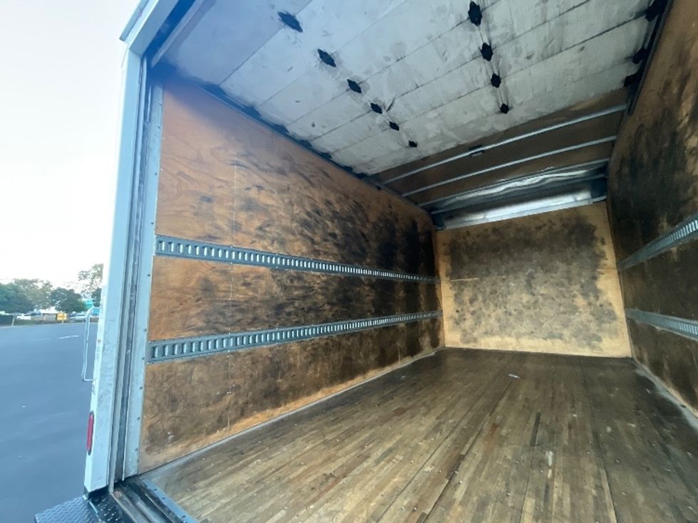 Light Duty Box Truck-Light and Medium Duty Trucks-Isuzu-2023-NPR-West Sacramento-CA-205,760\n\t\tmiles-$ 30,750 - Image 11