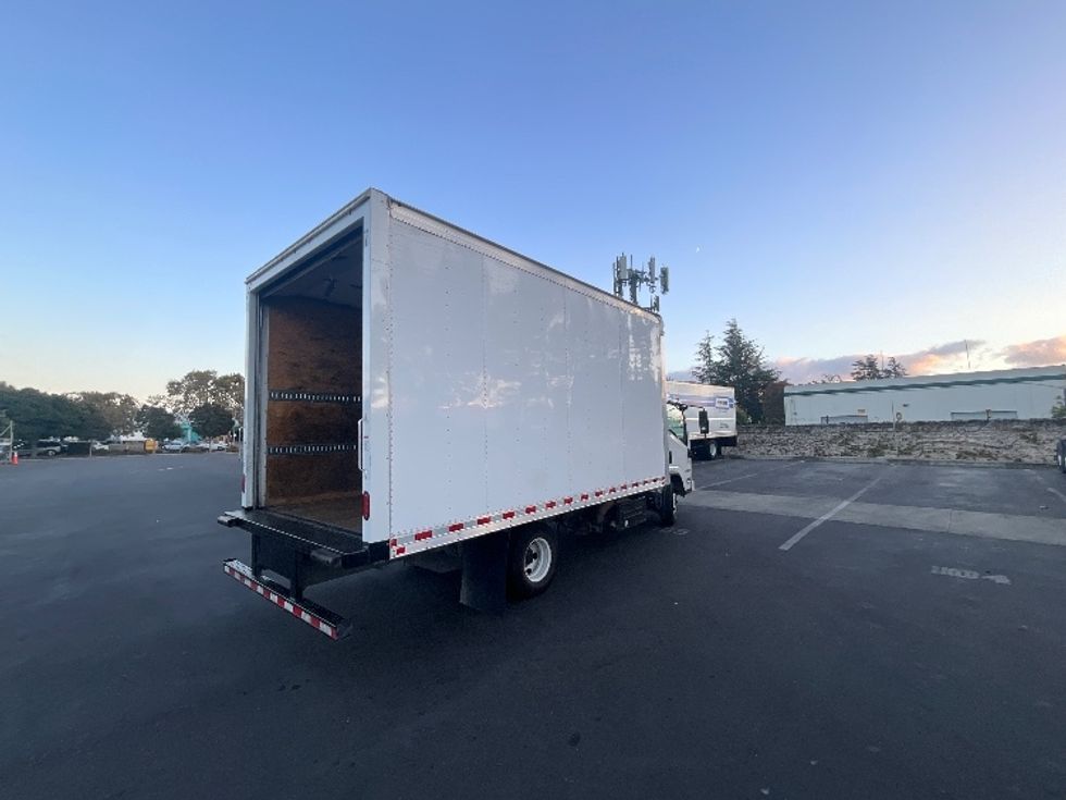 Light Duty Box Truck-Light and Medium Duty Trucks-Isuzu-2023-NPR-West Sacramento-CA-205,760\n\t\tmiles-$ 30,750 - Image 13