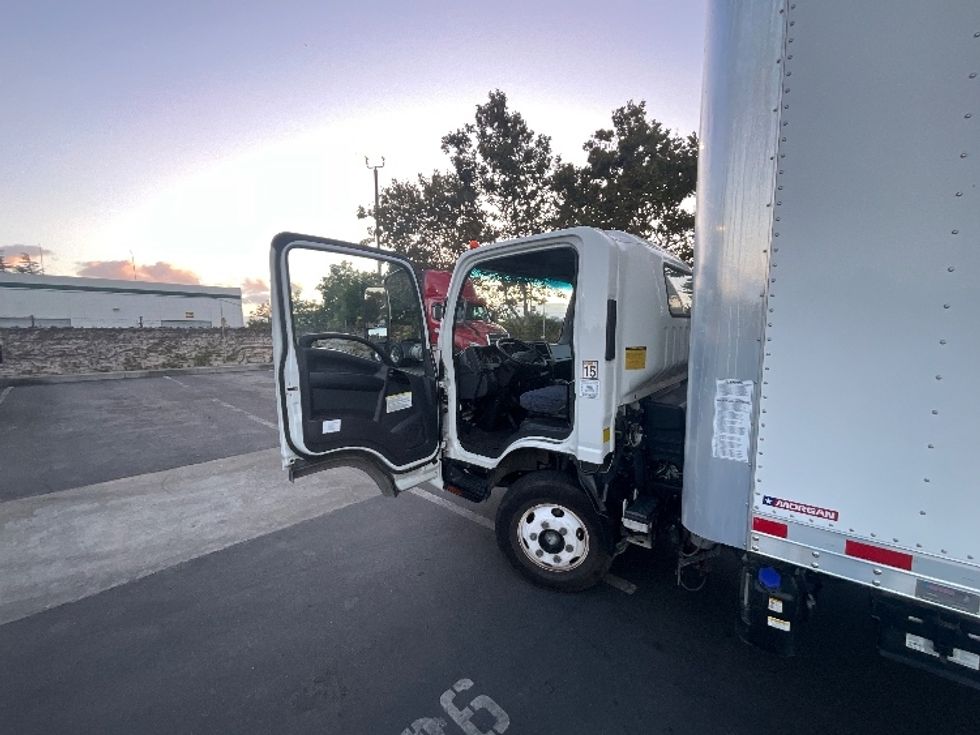 Light Duty Box Truck-Light and Medium Duty Trucks-Isuzu-2023-NPR-West Sacramento-CA-205,760\n\t\tmiles-$ 30,750 - Image 16