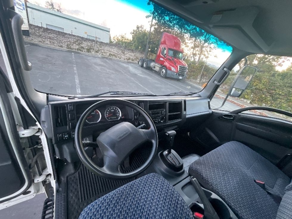Light Duty Box Truck-Light and Medium Duty Trucks-Isuzu-2023-NPR-West Sacramento-CA-205,760\n\t\tmiles-$ 30,750 - Image 18