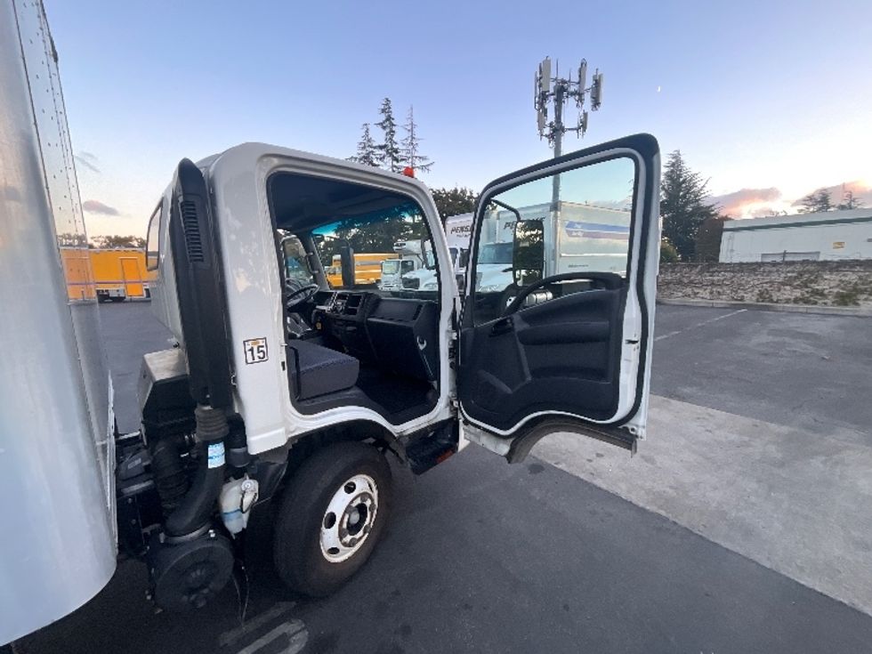 Light Duty Box Truck-Light and Medium Duty Trucks-Isuzu-2023-NPR-West Sacramento-CA-205,760\n\t\tmiles-$ 30,750 - Image 20