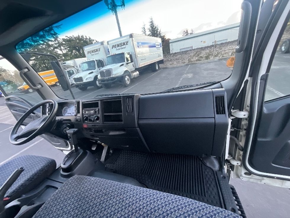 Light Duty Box Truck-Light and Medium Duty Trucks-Isuzu-2023-NPR-West Sacramento-CA-205,760\n\t\tmiles-$ 30,750 - Image 21