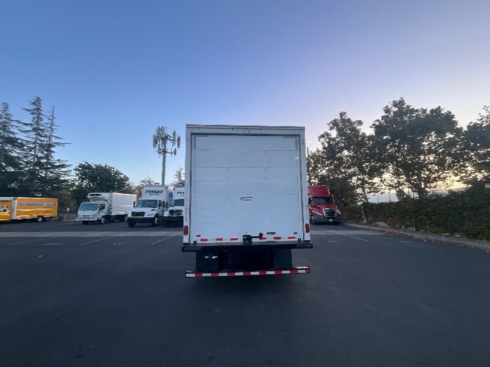 Light Duty Box Truck-Light and Medium Duty Trucks-Isuzu-2023-NPR-West Sacramento-CA-205,760\n\t\tmiles-$ 30,750 - Image 7