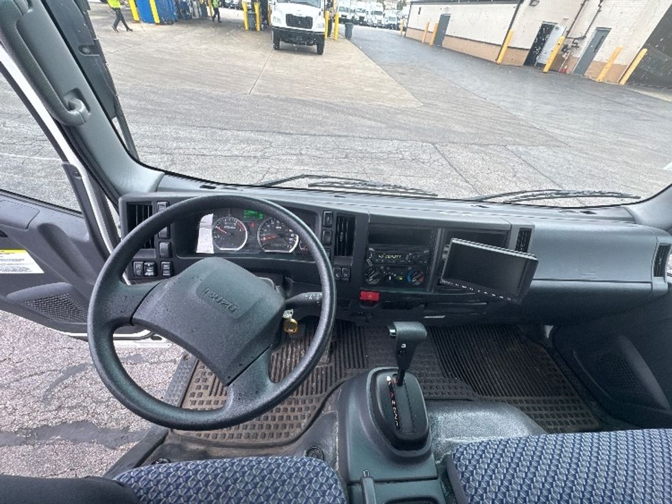 Light Duty Box Truck-Light and Medium Duty Trucks-Isuzu-2023-NPRXD-Sturtevant-WI-42,061\n\t\tmiles-$ 59,500 - Image 18