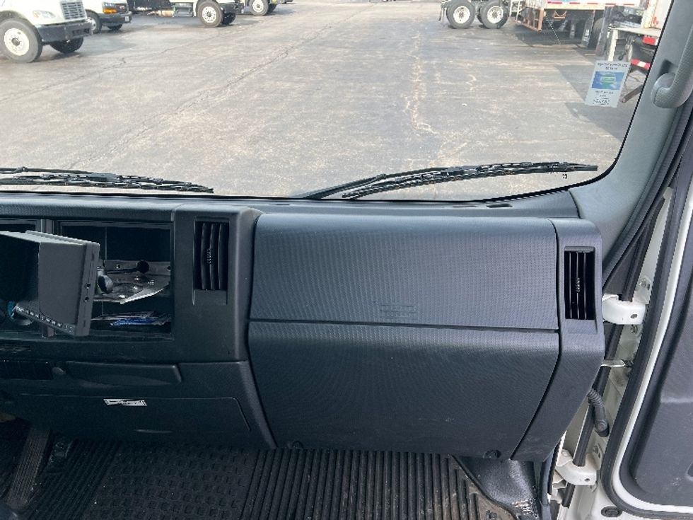 Light Duty Box Truck-Light and Medium Duty Trucks-Isuzu-2023-NPRXD-Sturtevant-WI-42,061\n\t\tmiles-$ 59,500 - Image 23