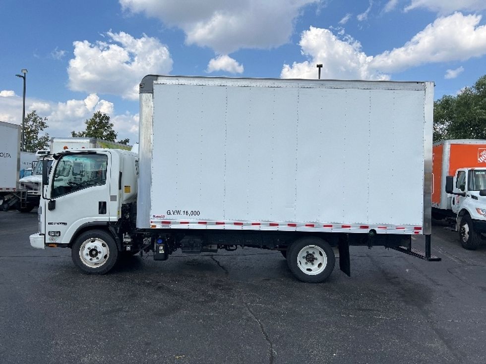 Light Duty Box Truck-Light and Medium Duty Trucks-Isuzu-2023-NPRXD-Sturtevant-WI-77,961\n\t\tmiles-$ 54,250 - Image 4
