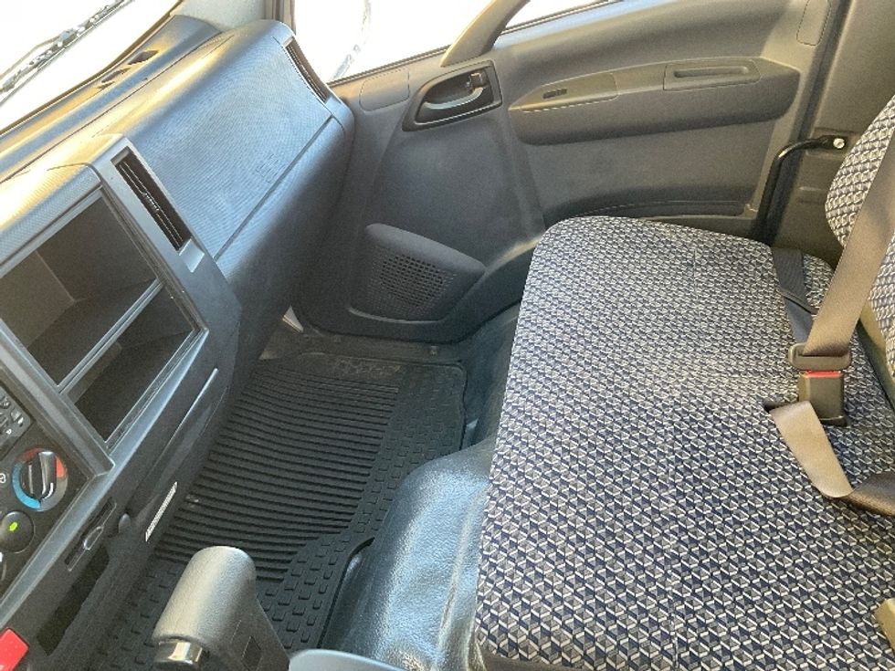 Light Duty Box Truck-Light and Medium Duty Trucks-Isuzu-2024-NPR EFI-Boise-ID-37,138\n\t\tmiles-$ 55,250 - Image 18