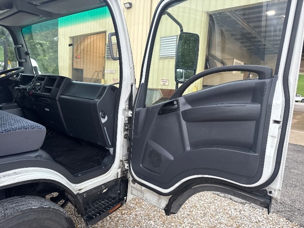 Light Duty Box Truck-Light and Medium Duty Trucks-Isuzu-2024-NPR EFI-Huntington-WV-169,540\n\t\tmiles-$ 34,000 - Image 20