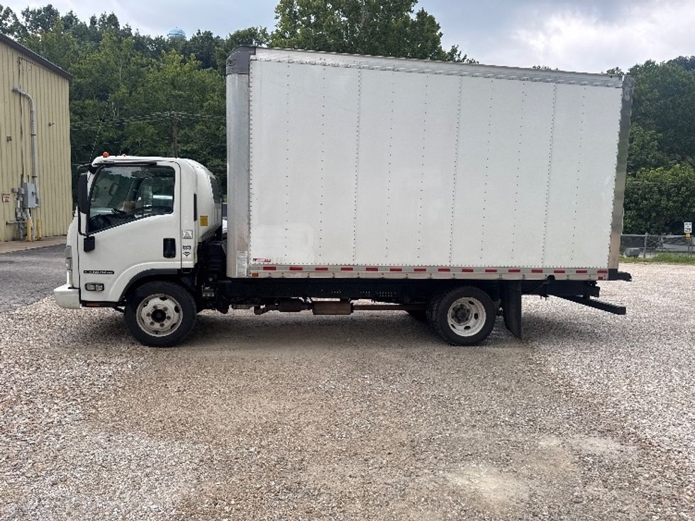 Light Duty Box Truck-Light and Medium Duty Trucks-Isuzu-2024-NPR EFI-Huntington-WV-169,540\n\t\tmiles-$ 34,000 - Image 4