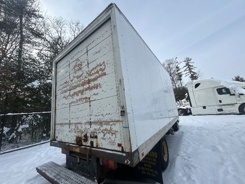 Light Duty Box Truck-Light and Medium Duty Trucks-Mitsubishi-2013-FUSO FE160-Londonderry-NH-145,213\n\t\tmiles-$ 13,000 - Image 13