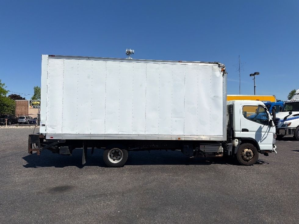 Light Duty Box Truck-Light and Medium Duty Trucks-Mitsubishi-2014-FUSO FE160-West Babylon-NY-180,510\n\t\tmiles-$ 14,000 - Image 15