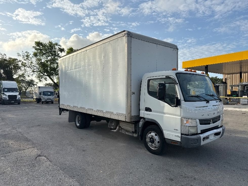 Light Duty Box Truck-Light and Medium Duty Trucks-Mitsubishi-2015-FUSO FE140-Pompano Beach-FL-217,407\n\t\tmiles-$ 27,500 - Image 1