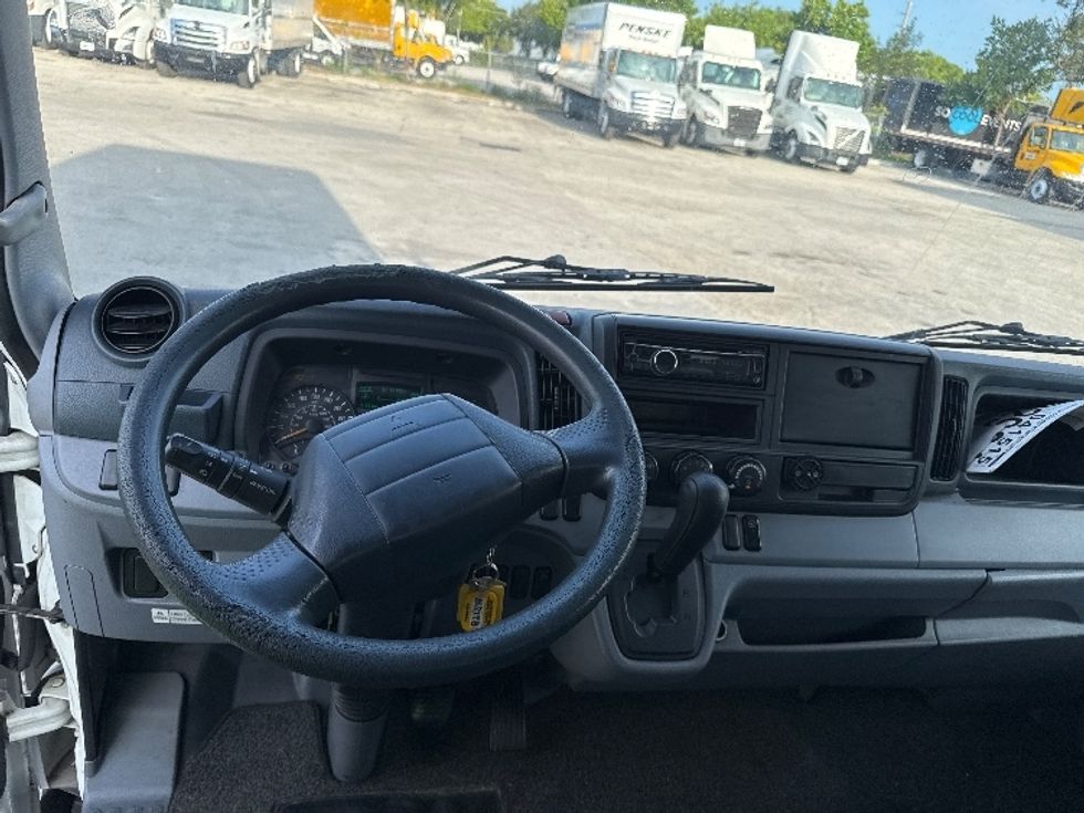 Light Duty Box Truck-Light and Medium Duty Trucks-Mitsubishi-2015-FUSO FE140-Pompano Beach-FL-217,407\n\t\tmiles-$ 27,500 - Image 18