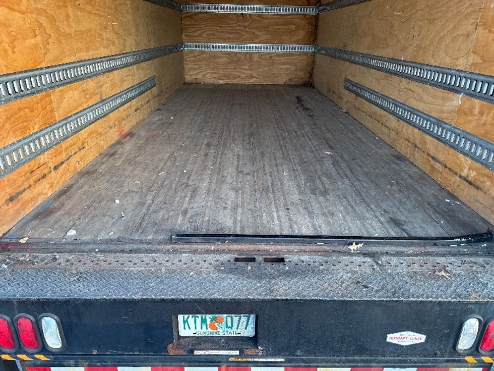 Light Duty Box Truck-Light and Medium Duty Trucks-Mitsubishi-2017-FUSO FE140-Baltimore-MD-137,467\n\t\tmiles-$ 9,500 - Image 10