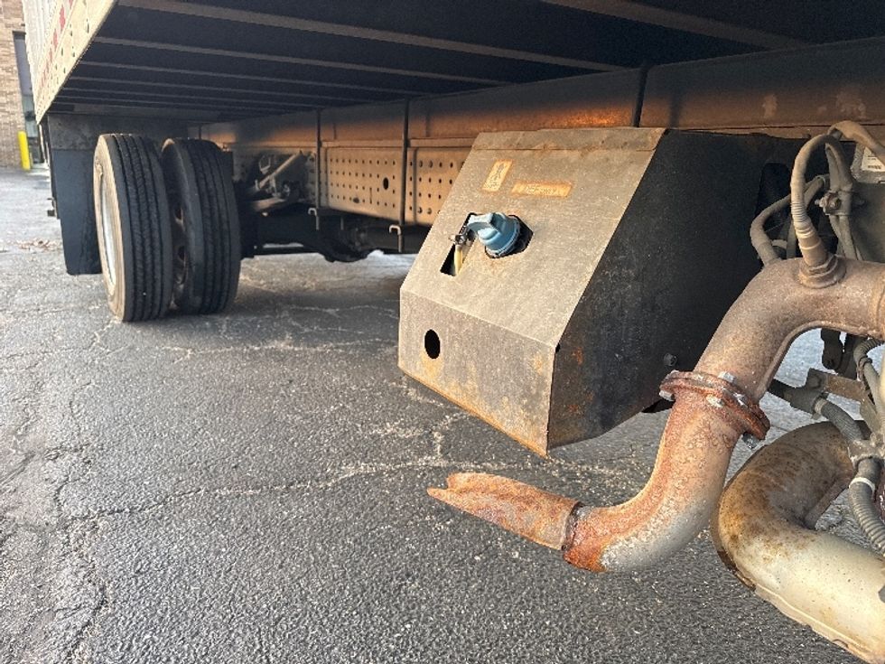 Light Duty Box Truck-Light and Medium Duty Trucks-Mitsubishi-2017-FUSO FE140-Baltimore-MD-137,467\n\t\tmiles-$ 9,500 - Image 14