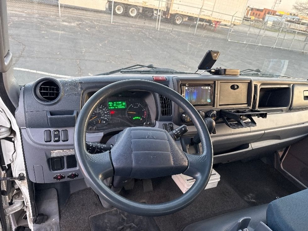 Light Duty Box Truck-Light and Medium Duty Trucks-Mitsubishi-2017-FUSO FE140-Baltimore-MD-137,467\n\t\tmiles-$ 9,500 - Image 17