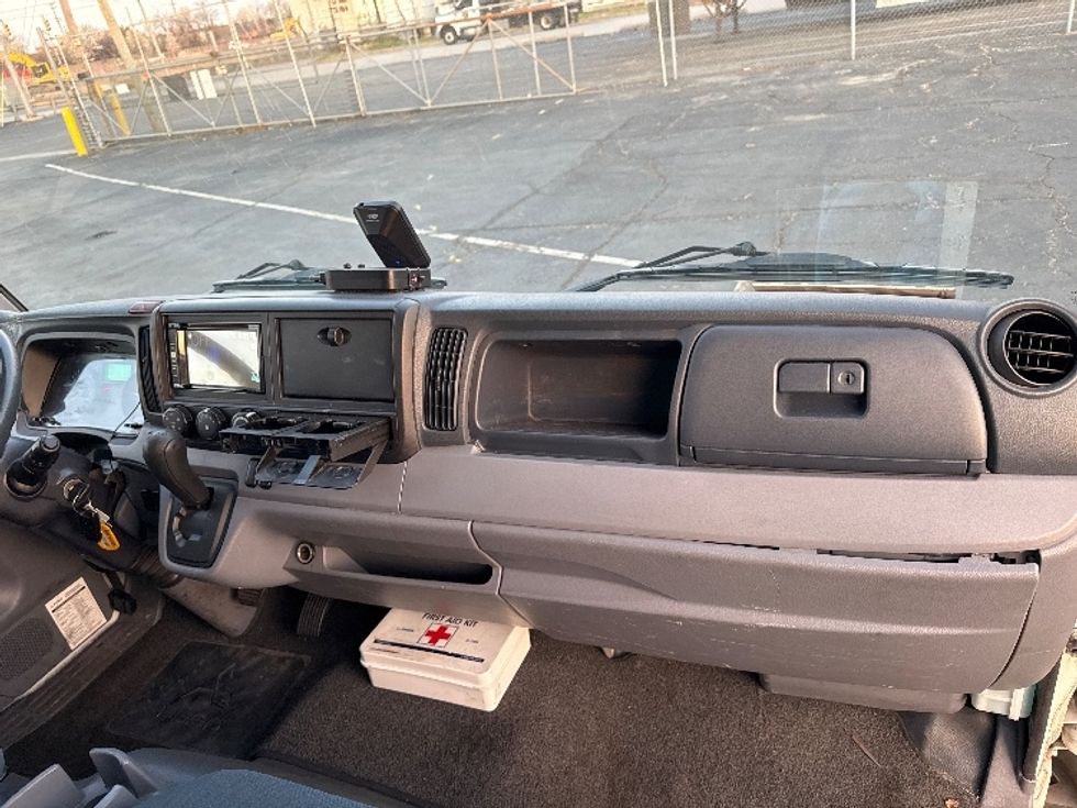 Light Duty Box Truck-Light and Medium Duty Trucks-Mitsubishi-2017-FUSO FE140-Baltimore-MD-137,467\n\t\tmiles-$ 9,500 - Image 21