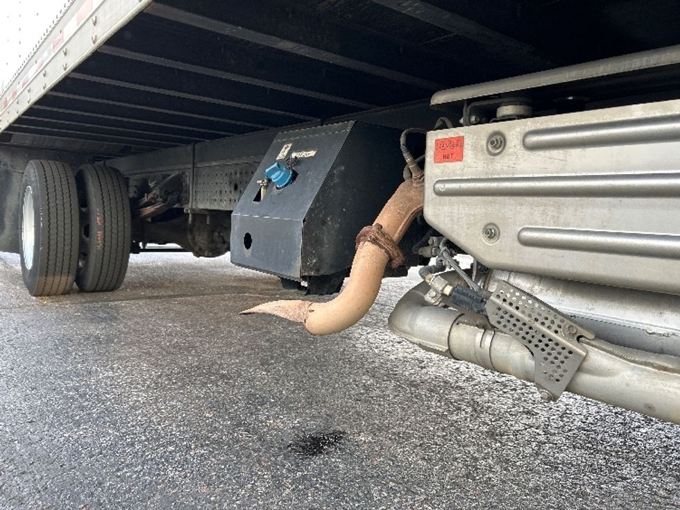 Light Duty Box Truck-Light and Medium Duty Trucks-Mitsubishi-2017-FUSO FE140-Memphis-TN-98,440\n\t\tmiles-$ 36,250 - Image 14