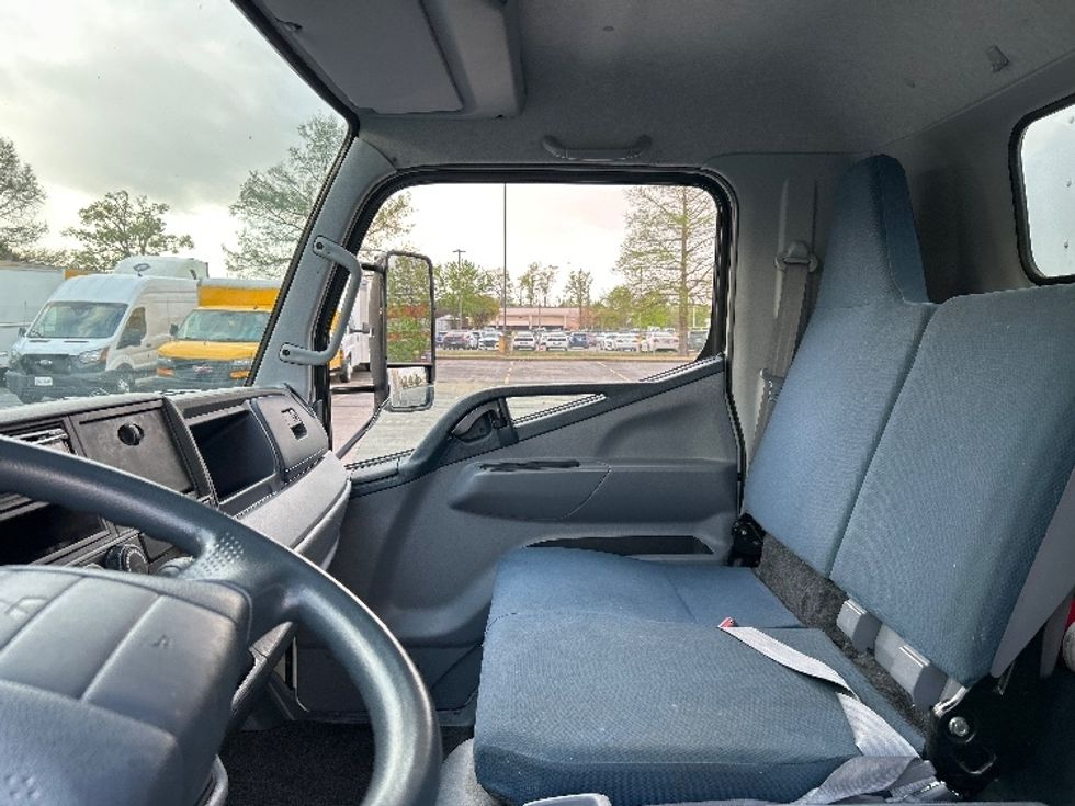 Light Duty Box Truck-Light and Medium Duty Trucks-Mitsubishi-2017-FUSO FE140-Memphis-TN-98,440\n\t\tmiles-$ 36,250 - Image 19