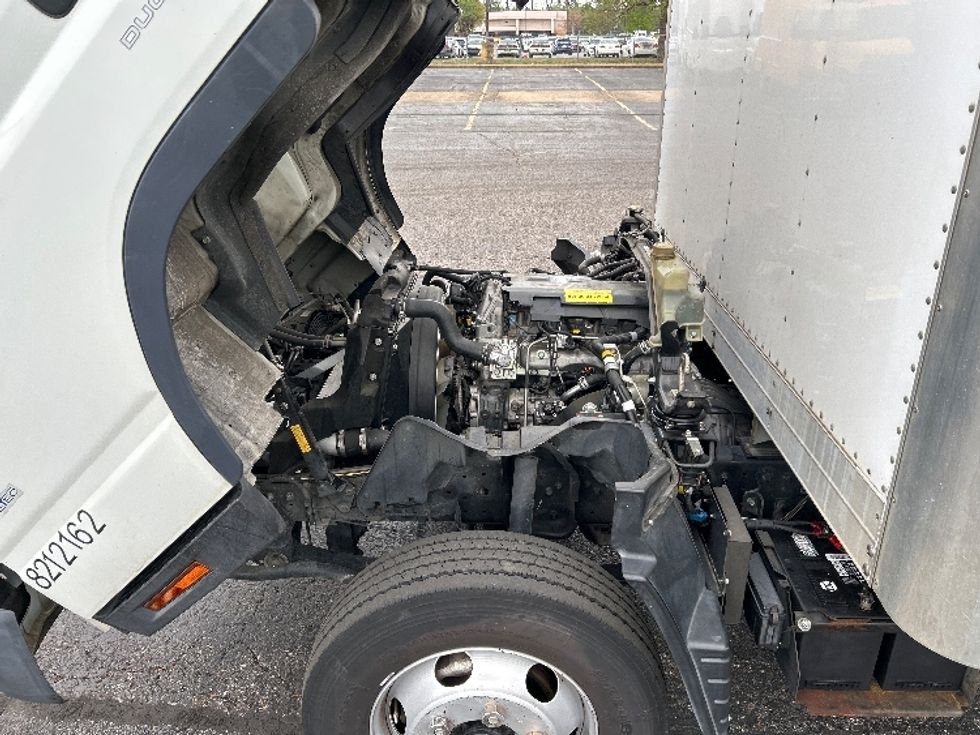 Light Duty Box Truck-Light and Medium Duty Trucks-Mitsubishi-2017-FUSO FE140-Memphis-TN-98,440\n\t\tmiles-$ 36,250 - Image 24