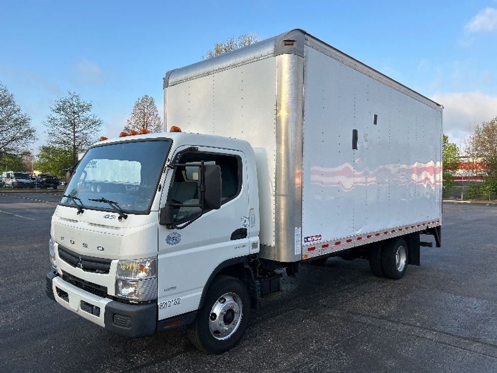 Light Duty Box Truck-Light and Medium Duty Trucks-Mitsubishi-2017-FUSO FE140-Memphis-TN-98,440\n\t\tmiles-$ 36,250 - Image 3