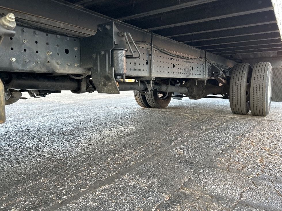 Light Duty Box Truck-Light and Medium Duty Trucks-Mitsubishi-2017-FUSO FE140-Memphis-TN-98,440\n\t\tmiles-$ 36,250 - Image 5