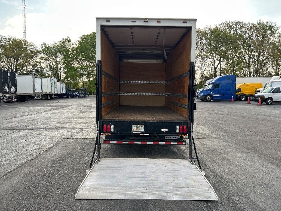 Light Duty Box Truck-Light and Medium Duty Trucks-Mitsubishi-2017-FUSO FE140-Memphis-TN-98,440\n\t\tmiles-$ 36,250 - Image 9