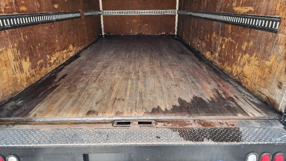 Light Duty Box Truck-Light and Medium Duty Trucks-Mitsubishi-2017-FUSO FE140-Orlando-FL-166,901\n\t\tmiles-$ 31,750 - Image 10