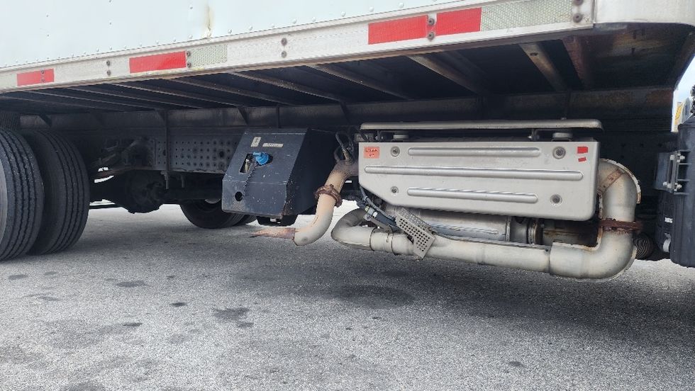 Light Duty Box Truck-Light and Medium Duty Trucks-Mitsubishi-2017-FUSO FE140-Orlando-FL-166,901\n\t\tmiles-$ 31,750 - Image 14