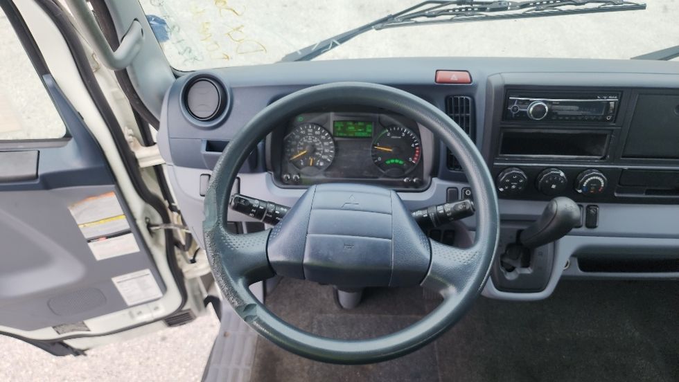 Light Duty Box Truck-Light and Medium Duty Trucks-Mitsubishi-2017-FUSO FE140-Orlando-FL-166,901\n\t\tmiles-$ 31,750 - Image 18