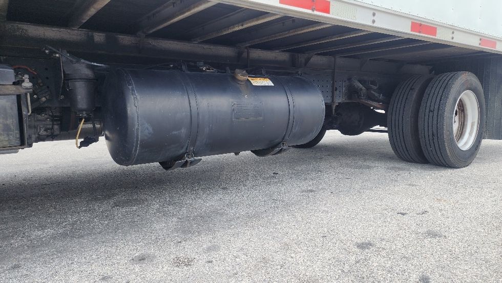 Light Duty Box Truck-Light and Medium Duty Trucks-Mitsubishi-2017-FUSO FE140-Orlando-FL-166,901\n\t\tmiles-$ 31,750 - Image 5