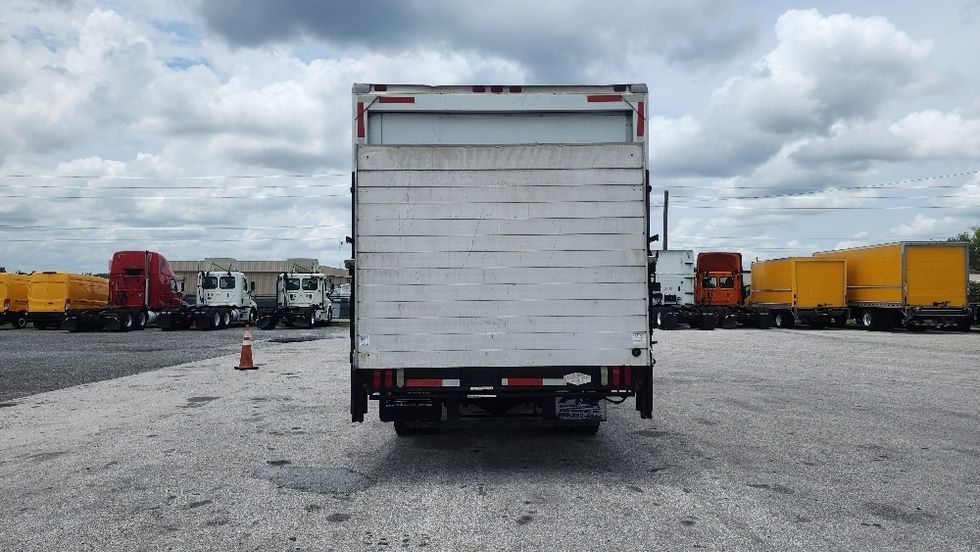 Light Duty Box Truck-Light and Medium Duty Trucks-Mitsubishi-2017-FUSO FE140-Orlando-FL-166,901\n\t\tmiles-$ 31,750 - Image 7