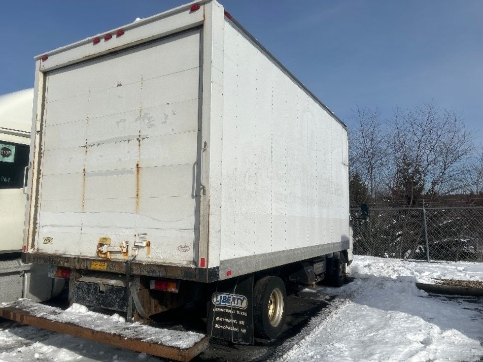 Light Duty Box Truck-Light and Medium Duty Trucks-Mitsubishi-2017-FUSO FE160-Londonderry-NH-141,656\n\t\tmiles-$ 13,000 - Image 13
