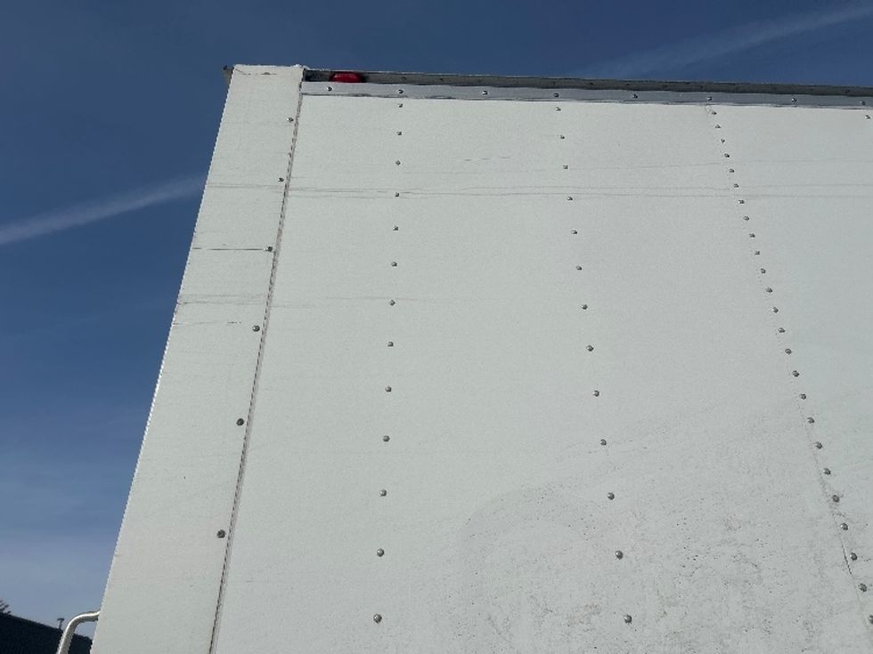 Light Duty Box Truck-Light and Medium Duty Trucks-Mitsubishi-2017-FUSO FE160-Londonderry-NH-141,656\n\t\tmiles-$ 13,000 - Image 25