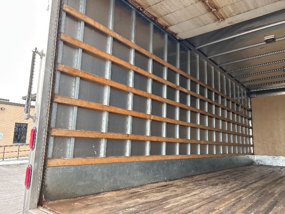 Medium Duty Box Truck-Light and Medium Duty Trucks-Chevrolet-2019-6500XD-Rochester-NY-135,976\n\t\tmiles-$ 42,500 - Image 11